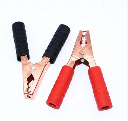 200A Sécurité Lourdes piles en laiton de piles d'alligator des pinces d'isolateur PVC universel Clips d'alligator forts pour voiture