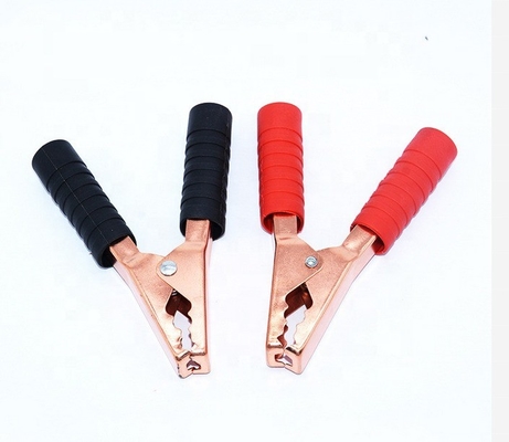 200A Sécurité Lourdes piles en laiton de piles d'alligator des pinces d'isolateur PVC universel Clips d'alligator forts pour voiture