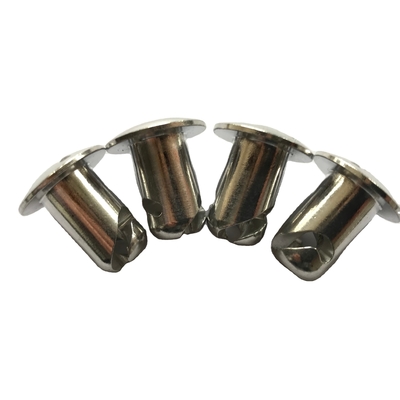 Les fixations universelles Dzus Quarter Turn conçues pour les voitures Sprint 7/16 &quot;x 0,500&quot;