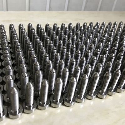 6AL-4V alliage de titane M7*1.0 Boulons à jante partagée pour BBS Finition naturelle 24.5mm Prêt à expédier