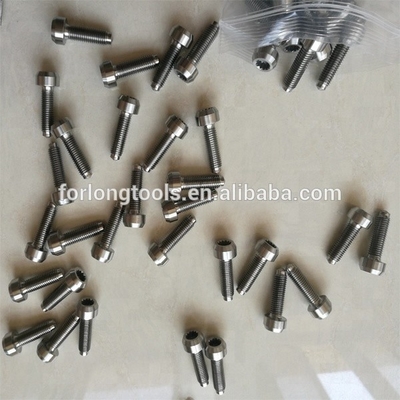 6AL-4V alliage de titane M7*1.0 Boulons à jante partagée pour BBS Finition naturelle 24.5mm Prêt à expédier
