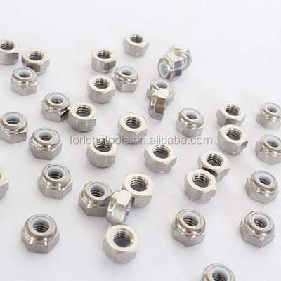 Titane alliage M6x1.25 écrous de fermeture de la tête de la bride hexagonale avec finition universelle et insert en nylon répondant aux exigences de la norme DIN