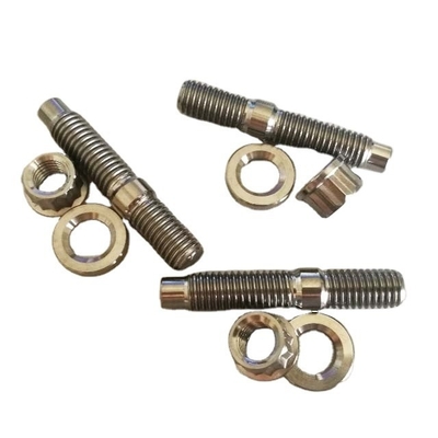 Expérience améliorée des performances du moteur avec une finition naturelle Titane Turbo à Multifold Stud Kit M8 M10