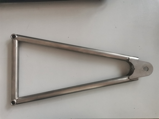 L'échelle de Jacobs faite sur mesure Titane naturel 13 5/8 en long 3 trous 1 trou pour le montage de voiture universel Sprint Car Racing