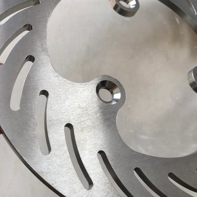 Une autre année, découvrez les avantages des rotors de frein en titane OD de 10-7/8 pouces pour les voitures Sprint