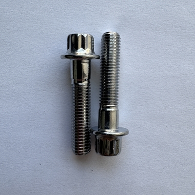 M7 x 32 Titane Gr5 12 PT RS/ RX Kit à jante partagée Boulons et écrous de flange en argent pour l'installation de voiture universelle Adéquation parfaite