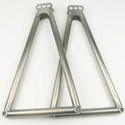 Échelle universelle en titane naturel 13 5/8 &quot; pour voiture de sprint 3 trous