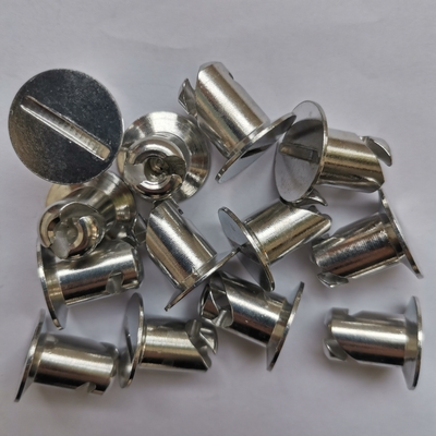 Adaptateur universel pour voiture 7/16*.550 Emprise Aluminium 1/4 quart de tour Bouton de panneau de fixation Countersunk Fente Taille de fente de 2,6 mm Personnalisable et polyvalent