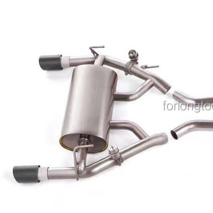 tuyau d'échappement en acier inoxydable poli et brillant idéal pour remplacer les vieux tuyaux et améliorer les performances sur Infiniti Q50