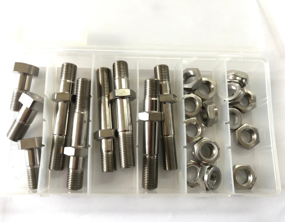 Année universelle N/M Titane Sprintcar Un écrous rayon de la tige Boult Kit pour les professionnels du sport automobile Naturel universel