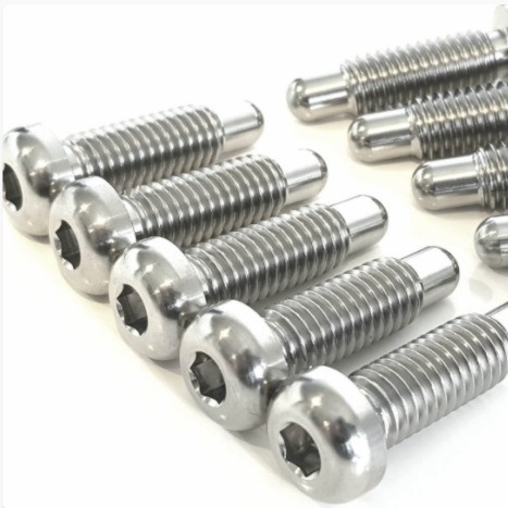 Remplacement/réparation de l'embranche avant de l'embranche 3/8-18UNC*1.125 pour voiture Sprint Fabriquée en titane naturel GR5 Remplacement/réparation universel
