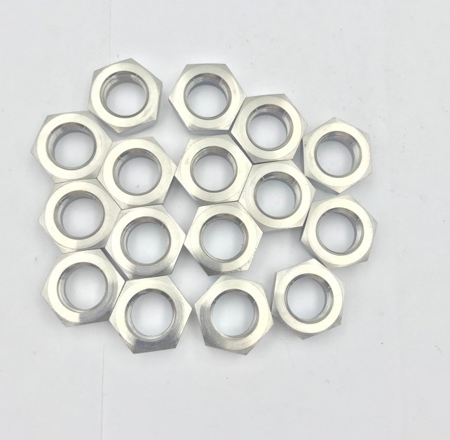 Finition naturelle standard DIN 1/2-20 Noix de nyloc mince pour les courses de voitures de sprint en titane Gr5 et durabilité