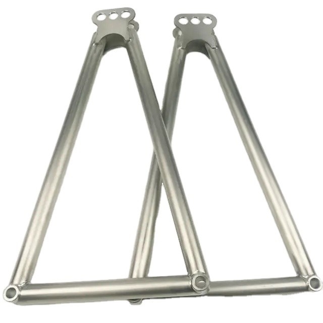 L'échelle de Jacobs faite sur mesure Titane naturel 13 5/8 en long 3 trous 1 trou pour le montage de voiture universel Sprint Car Racing